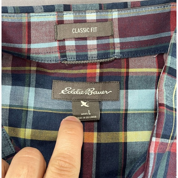 Eddie Bauer Short Sleeve Button Up Shirt Men L Red Plaid Lightweight Stretch NEW - Picture 2 of 9